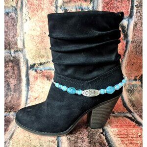 NWOT Cute Blue Bead and Silver Tone Charm & Chain Boot Bracelet Accessory 15"